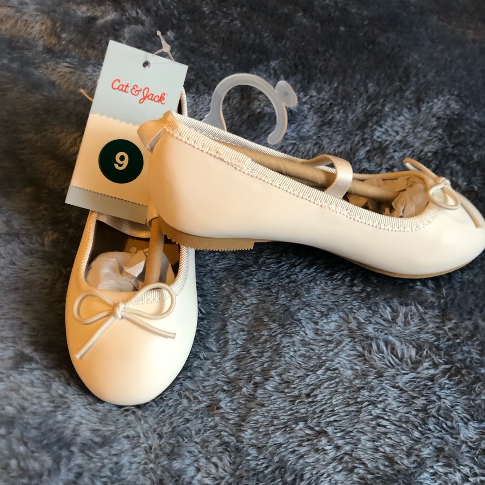 Dress shoes